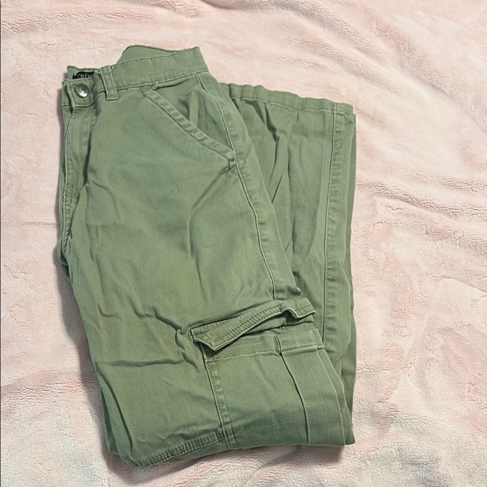 Oversized Olive Green Cargo Pants for woman